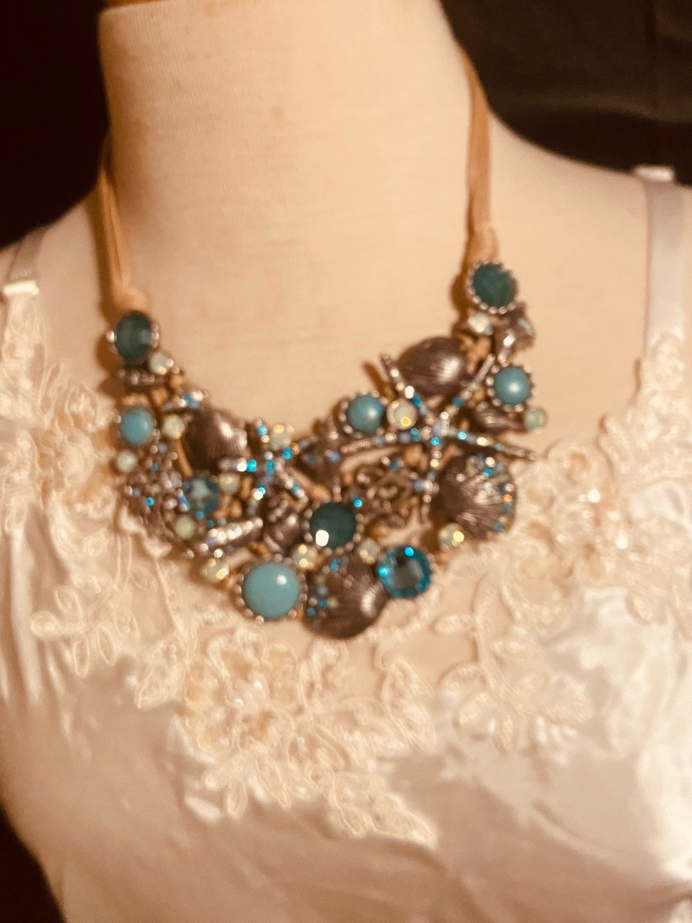 Beautiful Seashell & Starfish Necklace with Rhinstones